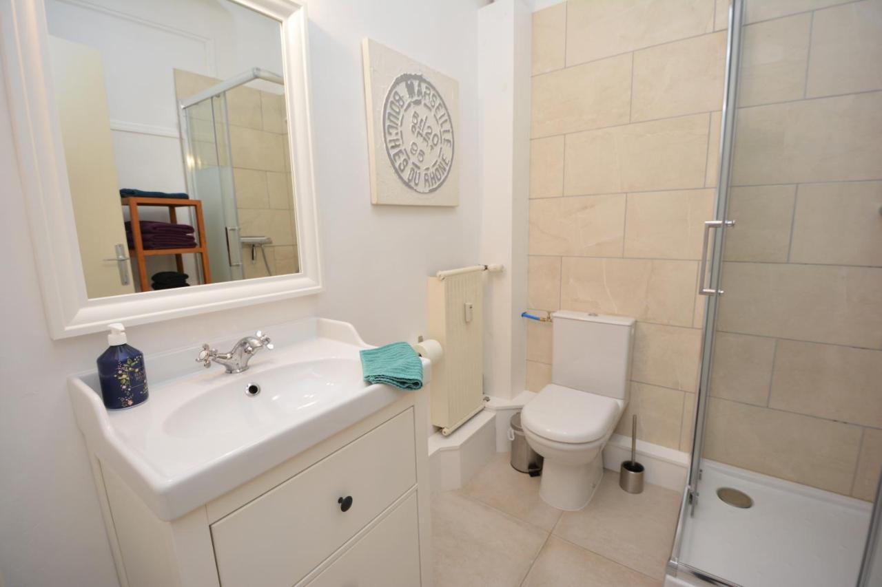 Appartement Tarascon Exteriör bild
